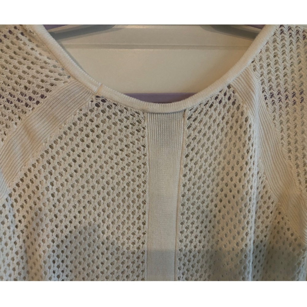Sweater - Picture 6 of 7